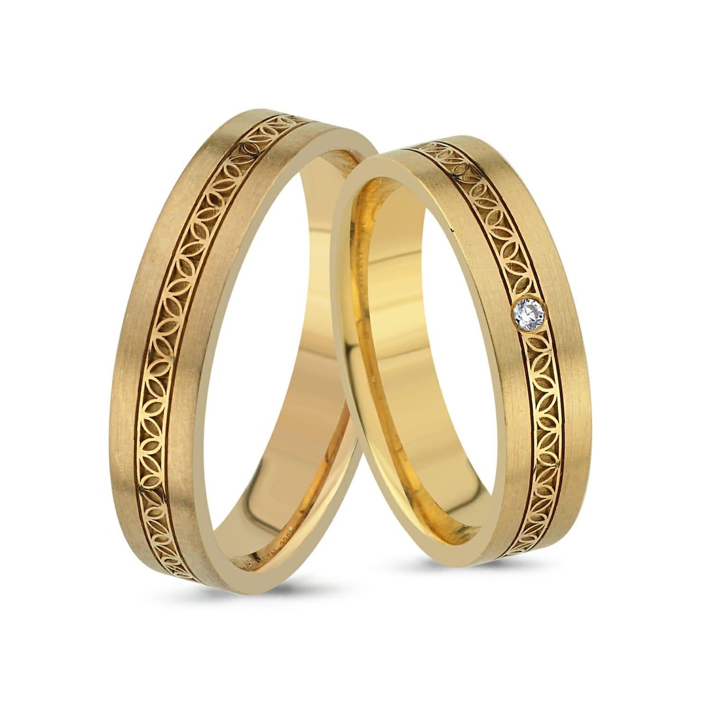 Paar goldene Eheringe im Set