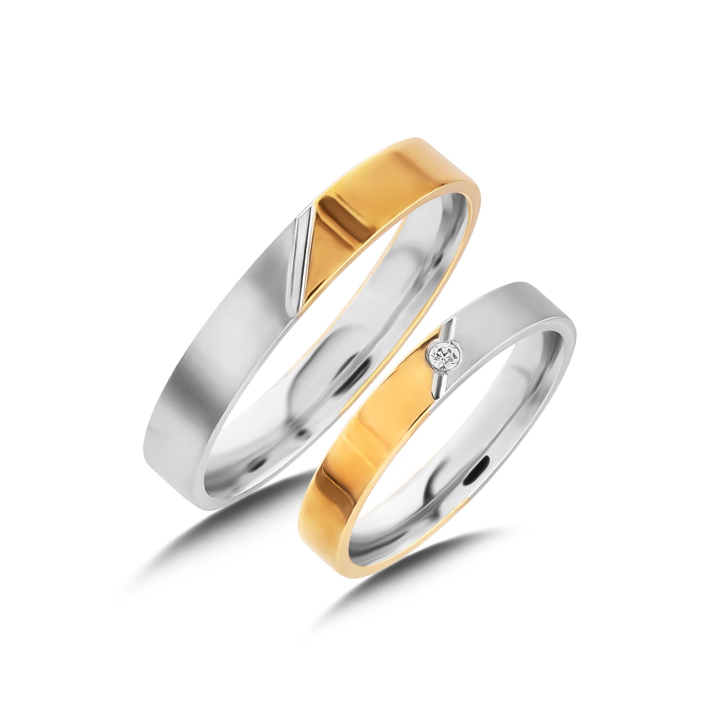 Paar goldene Eheringe im Set