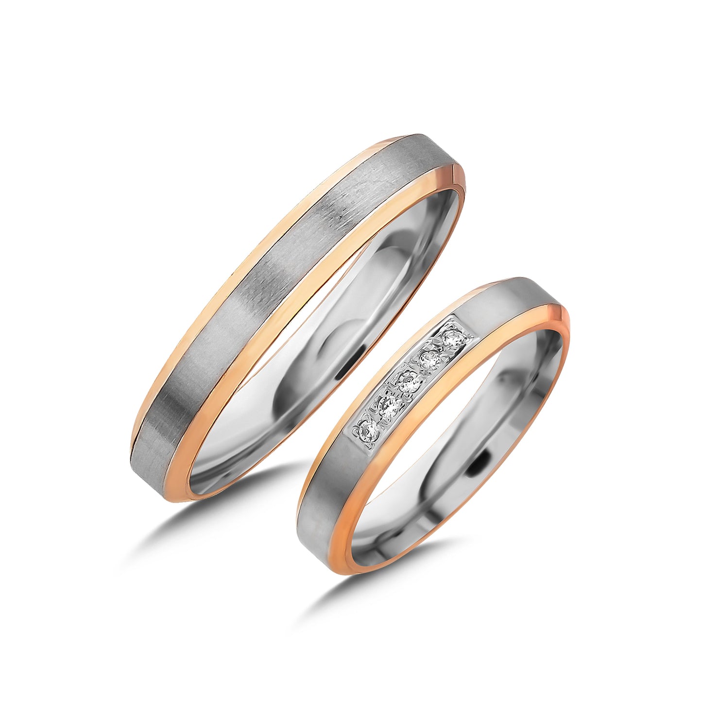 Paar goldene Eheringe im Set