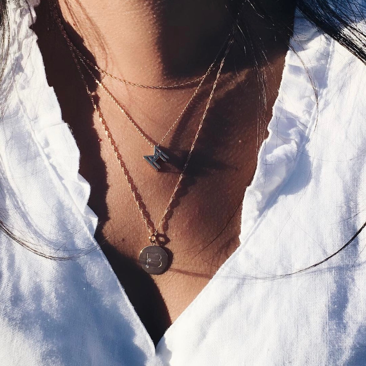 Aura Buchstabenhalskette aus 14-karätigem Gold mit Steindetail Roségold